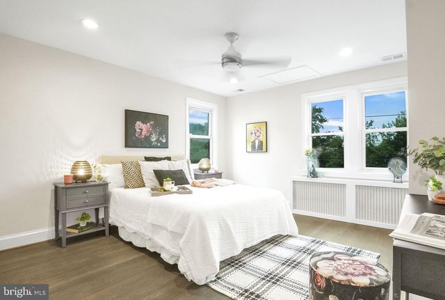 325 OGLETHORPE ST NW, Washington, DC 20011