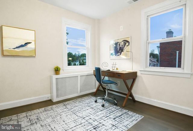 325 OGLETHORPE ST NW, Washington, DC 20011