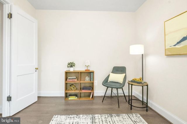 325 OGLETHORPE ST NW, Washington, DC 20011