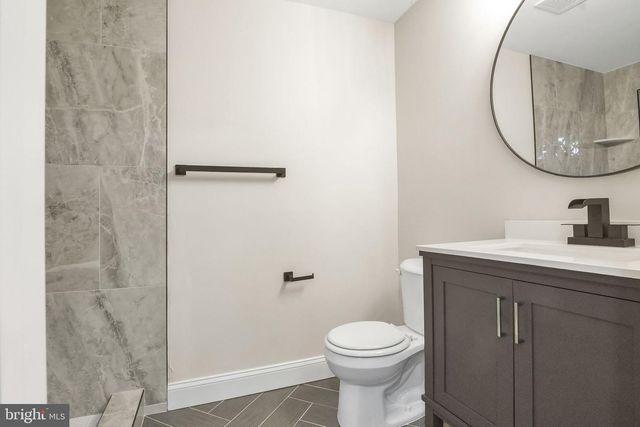 325 OGLETHORPE ST NW, Washington, DC 20011