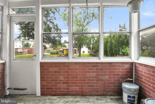 325 OGLETHORPE ST NW, Washington, DC 20011