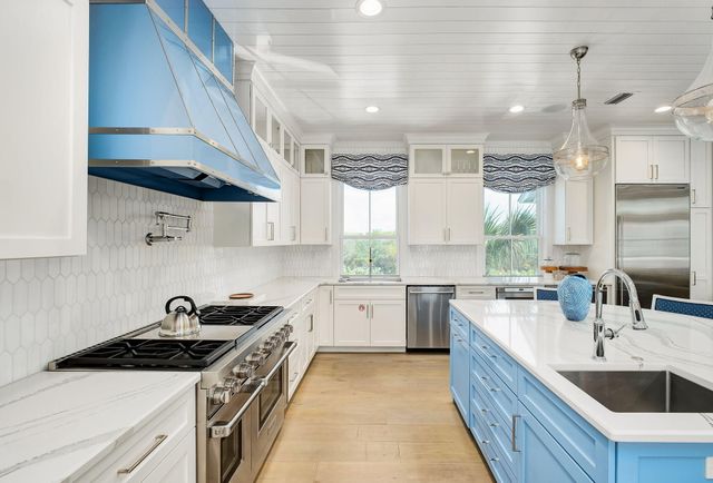 1942 E County Highway 30A, Santa Rosa Beach, FL 32459