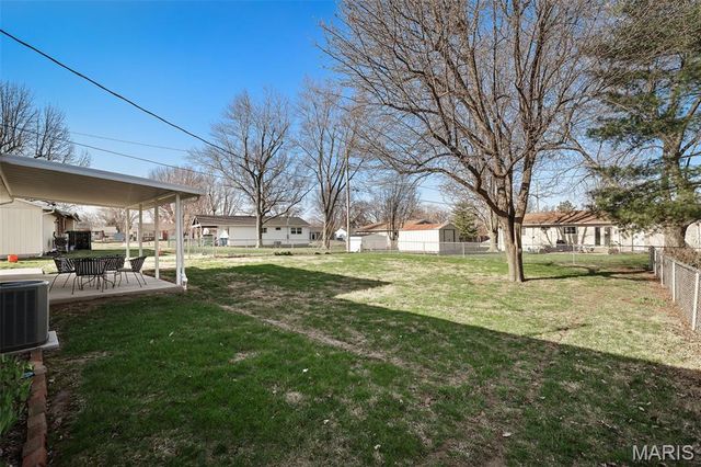 2605 Kelsey Lane, St Charles, MO 63301