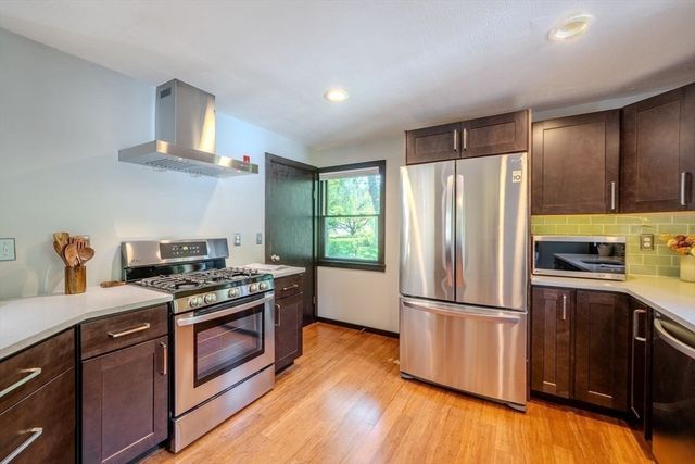 53 Cudworth Road, Webster, MA 01570