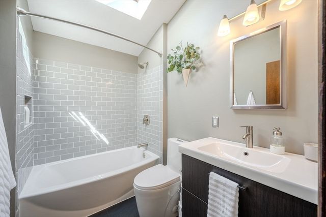 53 Cudworth Road, Webster, MA 01570