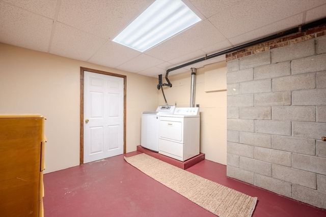 53 Cudworth Road, Webster, MA 01570