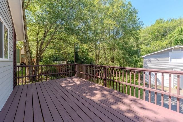 53 Cudworth Road, Webster, MA 01570