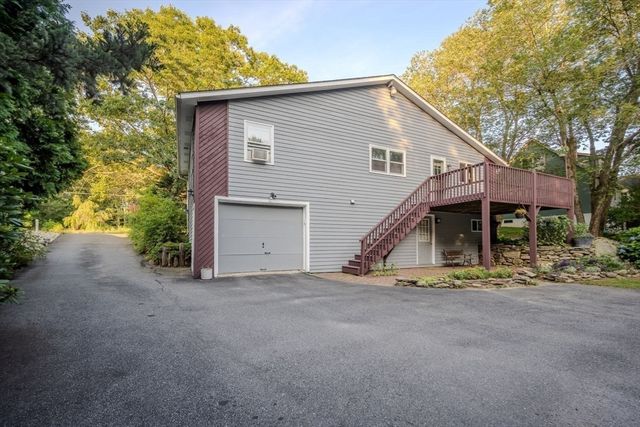 53 Cudworth Road, Webster, MA 01570