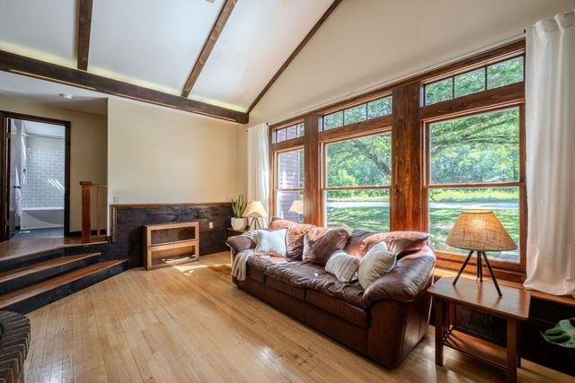 53 Cudworth Road, Webster, MA 01570