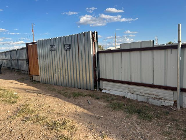 1706 N ADAMS Street, Amarillo, TX 79107