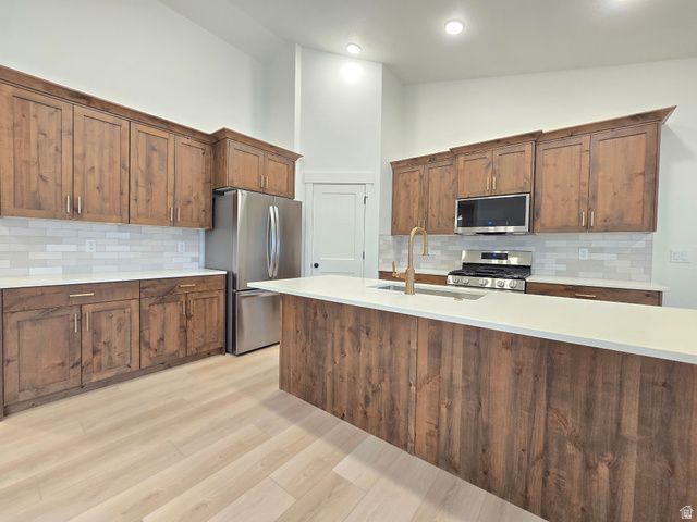 1019 W 200 N, Clearfield, UT 84015