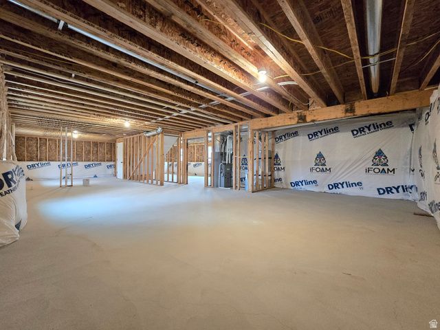 1019 W 200 N, Clearfield, UT 84015