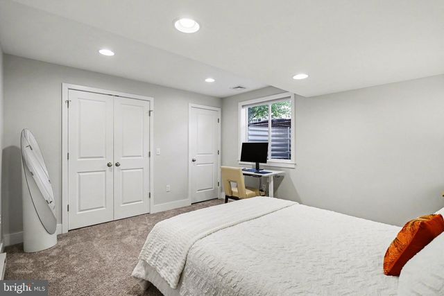 401 WENDOVER WAY, Lancaster, PA 17603