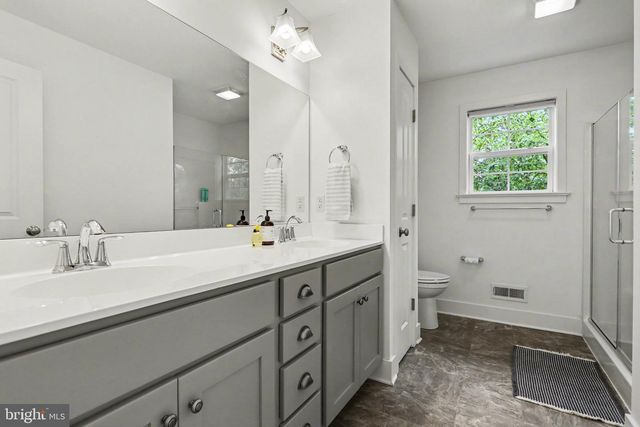 401 WENDOVER WAY, Lancaster, PA 17603
