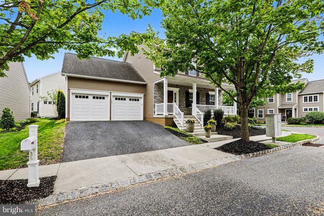 401 WENDOVER WAY, Lancaster, PA 17603