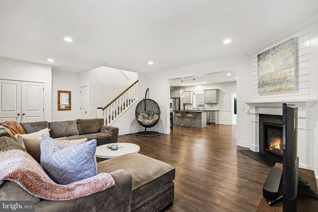 401 WENDOVER WAY, Lancaster, PA 17603