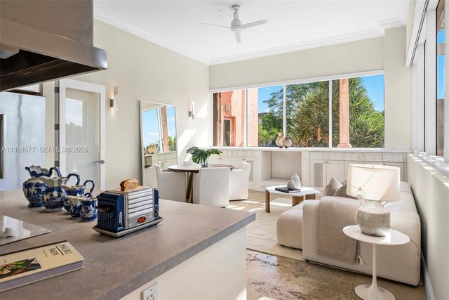 10 Edgewater Dr Lanai South, Coral Gables, FL 33133