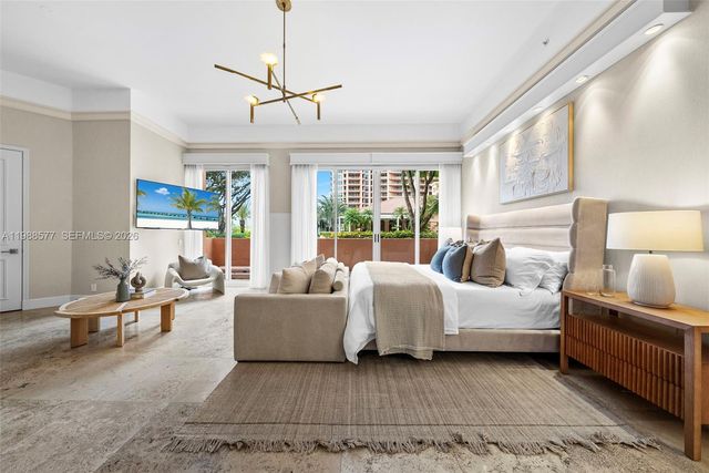 10 Edgewater Dr Lanai South, Coral Gables, FL 33133