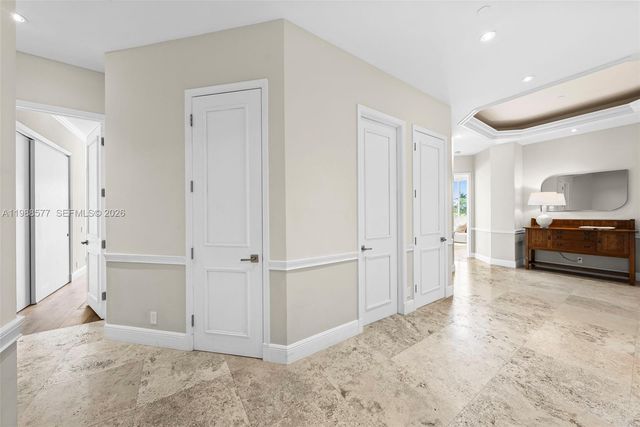 10 Edgewater Dr Lanai South, Coral Gables, FL 33133