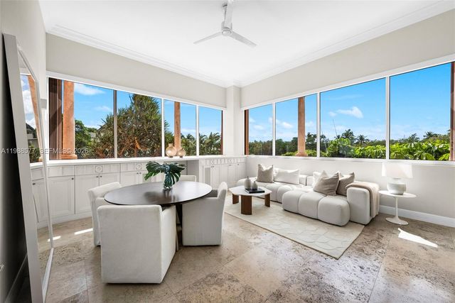 10 Edgewater Dr Lanai South, Coral Gables, FL 33133