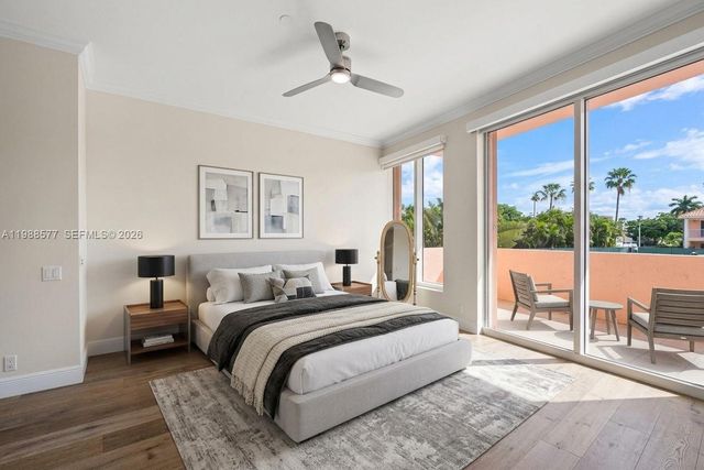 10 Edgewater Dr Lanai South, Coral Gables, FL 33133