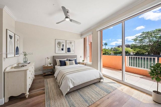 10 Edgewater Dr Lanai South, Coral Gables, FL 33133