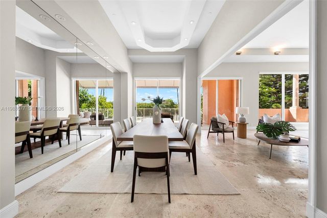 10 Edgewater Dr Lanai South, Coral Gables, FL 33133