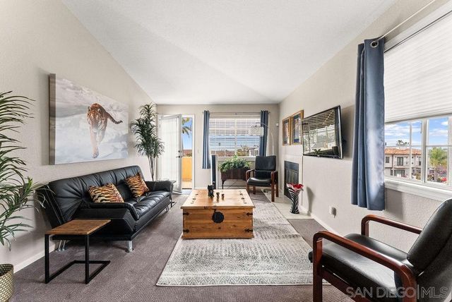 7303 Eads Ave, La Jolla, CA 92037