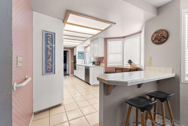 7303 Eads Ave, La Jolla, CA 92037