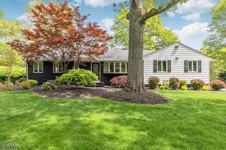 16 Donsen Ln, Scotch Plains Twp., NJ 07076