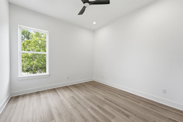 944 Homer Street, Houston, TX 77091