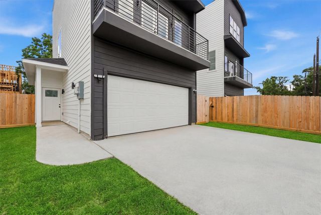 944 Homer Street, Houston, TX 77091