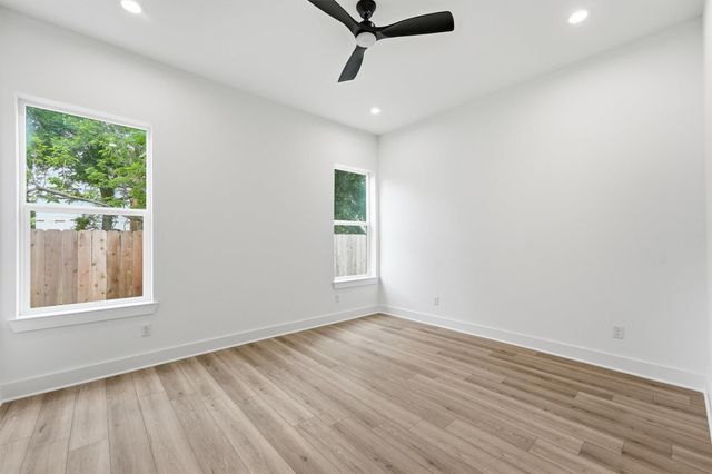 944 Homer Street, Houston, TX 77091