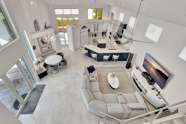 6766 Royal Orchid Circle, Delray Beach, FL 33446