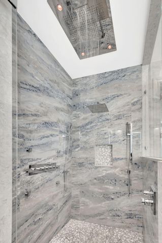 6766 Royal Orchid Circle, Delray Beach, FL 33446