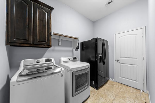 1121 Seclusion Cove Drive, Mckinney, TX 75072