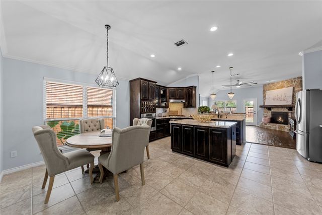 1121 Seclusion Cove Drive, Mckinney, TX 75072