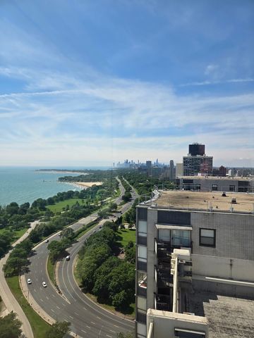 5733 N SHERIDAN Road 6C, Chicago, IL 60660