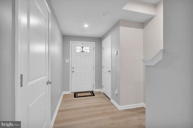 317 COMFORT RD, Williamstown, NJ 08094