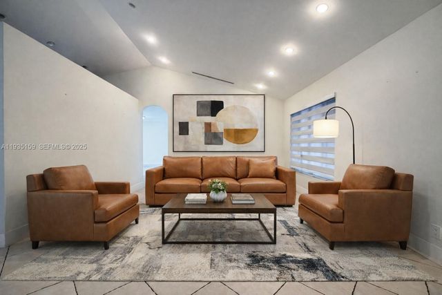 12250 SW 2nd St, Miami, FL 33184