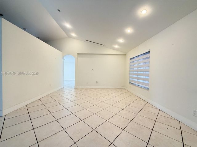 12250 SW 2nd St, Miami, FL 33184