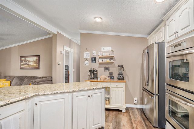 46270 Leedy Point Road, Bloomingdale, MI 49026