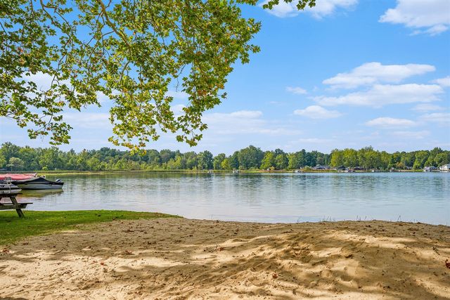 46270 Leedy Point Road, Bloomingdale, MI 49026