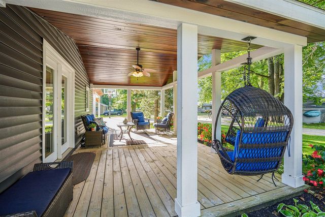 46270 Leedy Point Road, Bloomingdale, MI 49026