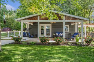 46270 Leedy Point Road, Bloomingdale, MI 49026