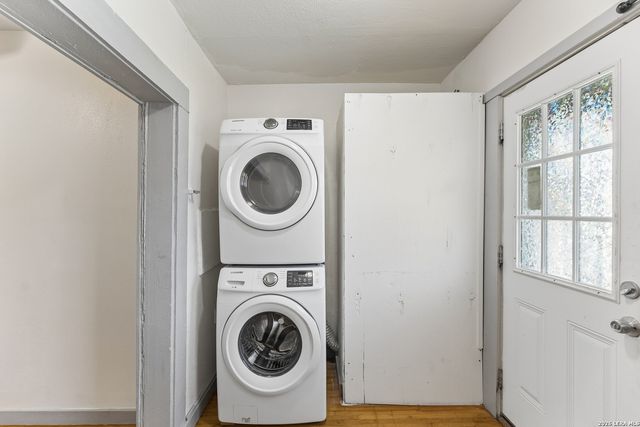 1025 W Craig Pl Apt 1, San Antonio, TX 78201
