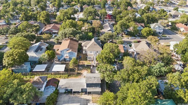 1025 W Craig Pl Apt 1, San Antonio, TX 78201