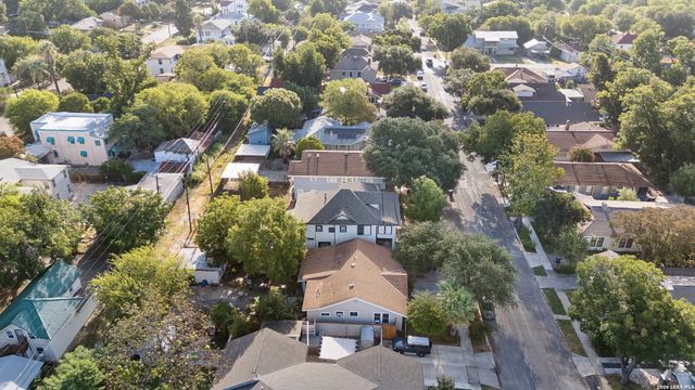 1025 W Craig Pl Apt 1, San Antonio, TX 78201