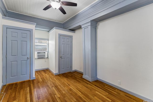 1025 W Craig Pl Apt 1, San Antonio, TX 78201