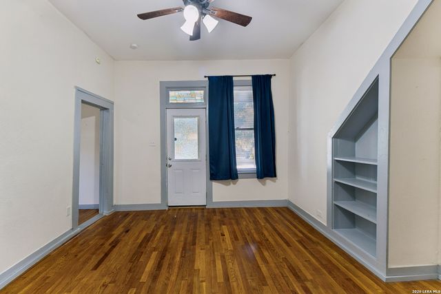 1025 W Craig Pl Apt 1, San Antonio, TX 78201